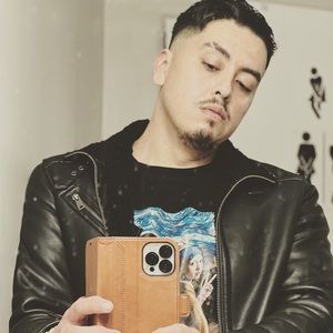 Meet your Posher, Luis antonio